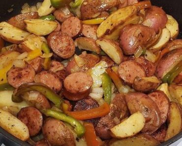 SAUSAGE PEPPERS AND ONIONS