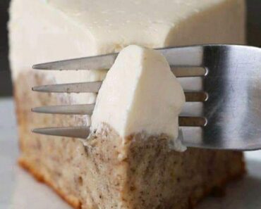 Cheesecake-Banana Bread Fusion