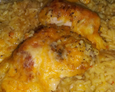 Cheesy Chicken and Rice Casserole recipe