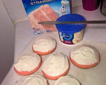 Strawberry Cream Cheese Cake Mix Cookies recipe