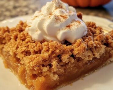 Pumpkin Pie Crisp: The Ultimate Fall Dessert